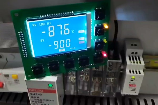 高低溫控溫系統(tǒng)單機自復(fù)疊技術(shù)實現(xiàn)-90℃低溫測試演示