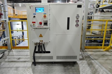 制冷控溫設(shè)備制冷介質(zhì)怎么選擇？