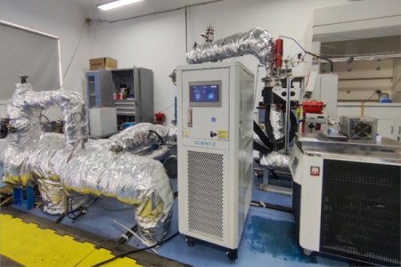 高低溫循環(huán)機(jī)的工作原理、特點(diǎn)和使用注意事項(xiàng)