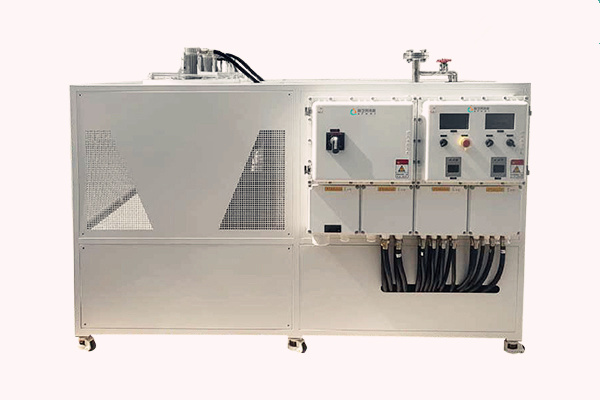 高低溫循環(huán)一體機(jī)性能特點(diǎn)、應(yīng)用場(chǎng)景和使用注意事項(xiàng)