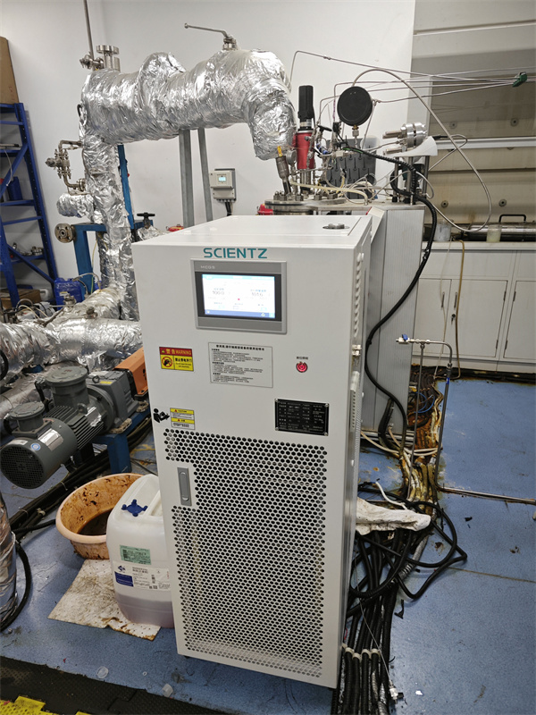 新芝阿弗斯高低溫控溫系統(tǒng)設(shè)備實拍圖2