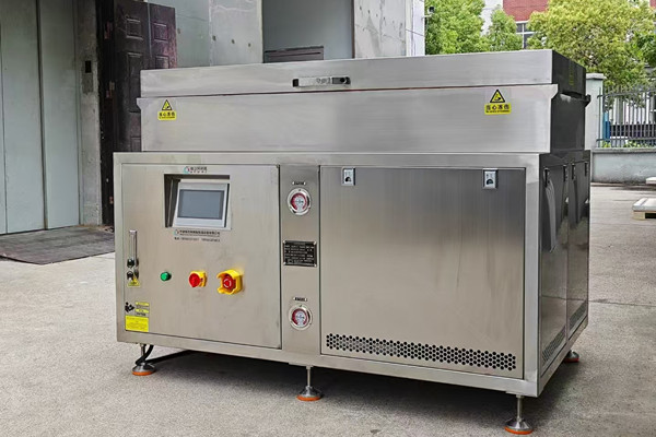 新芝阿弗斯-152℃超低溫淬火冷凍箱，極致低溫技術(shù)開(kāi)啟工業(yè)冷凍新時(shí)代